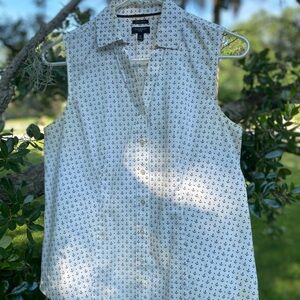 Talbots Women Sleeveless Shirt Top Blouse Wrinkle Resistant 4p